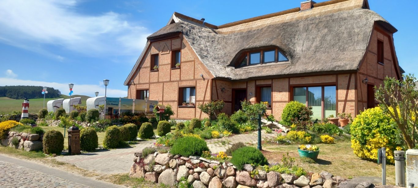 Groß Zicker - Gaststätte "Zur Kaming" Ansicht von der Gaststätte Zur Kaming in Groß Zicker